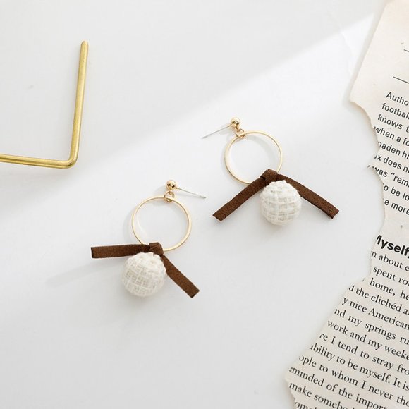 ♠️ NEW Minimalist simple gold plated Earrings - Picture 2 of 4